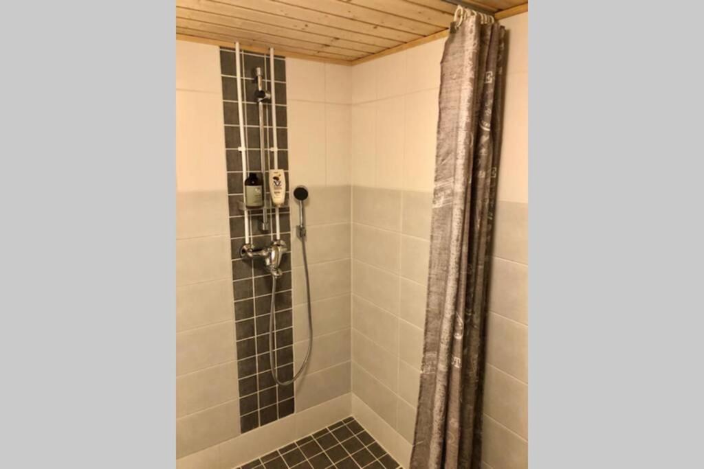 Yksio Jarvenrannalla Espoossa Appartement Buitenkant foto